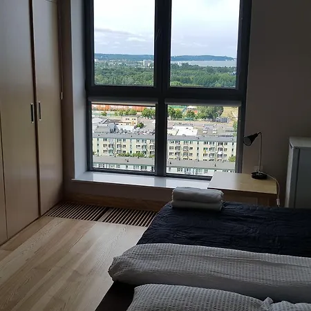 16th Floor View On The Sea And City. 15 Minutes Walk To The Beach. Apartment *